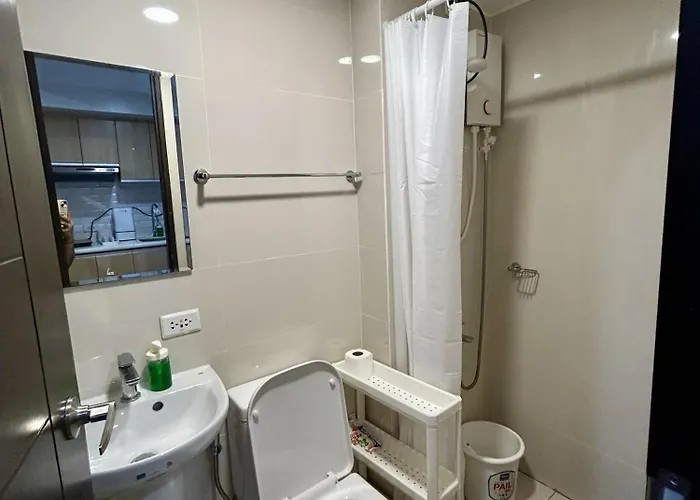Aparthotel Share In Katipunan - Loft Bed, Spacious Storage, Wifi, Pool, Gym, Sauna, Balcony Manila